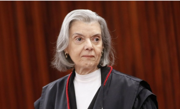 ministra Cármen Lúcia, do Supremo Tribunal Federal,
