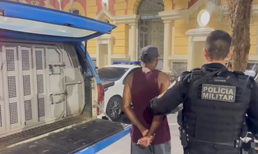 Viatura da Polícia Militar em operação em Maricá