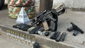 apreensão de fuzis no RJ realizada pela Polícia Militar em operações