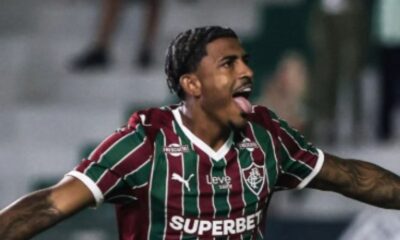 Carro de John Kennedy recuperado pela polícia no Rio