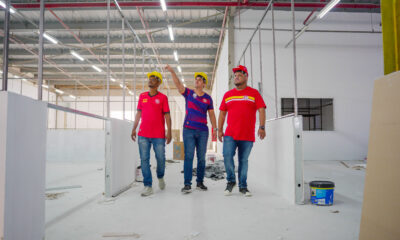 Barracão da União de Maricá em reforma na Cidade do Samba para o desfile no Grupo Especial.