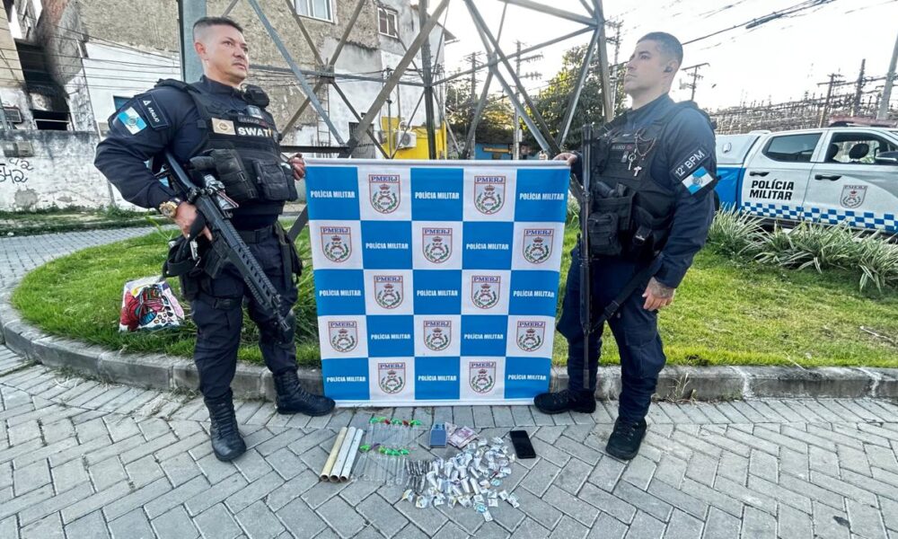 material apreendido em ação contra tráfico de drogas no Viradouro em Niterói