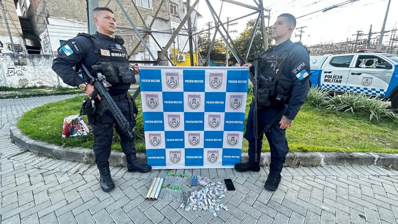 material apreendido em ação contra tráfico de drogas no Viradouro em Niterói