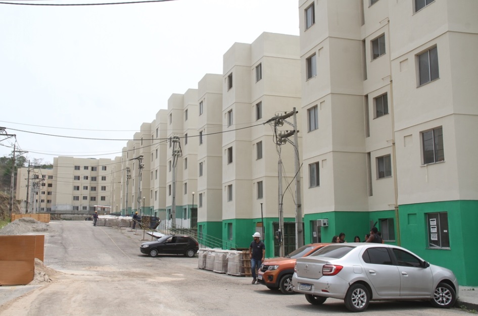 Atendimento de moradores para inscrição no Minha Casa Minha Vida