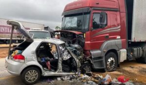 Tragédia na BR-251: acidente mata seis pessoas da mesma família