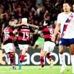 Flamengo vence Bahia e mantém embalo no Brasileirão