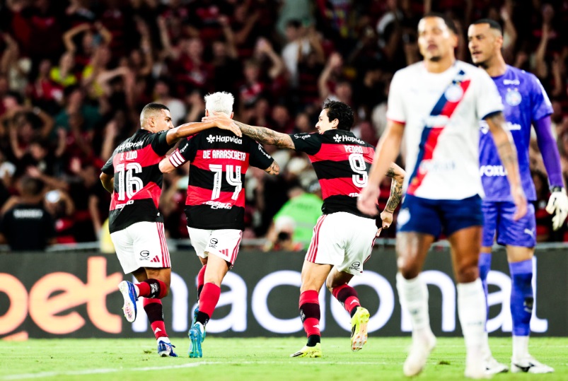 Flamengo vence Bahia por 2 a 0 no Maracanã pelo Brasileirão 2026