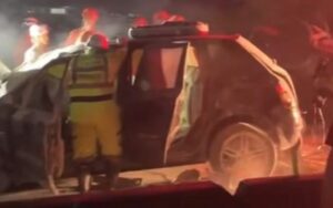 Colisão seguida de capotamento deixa um morto e feridos na BR-101, em São Gonçalo