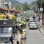 Douglas Ruas reúne centenas de motos em Maricá durante ato de apoio a Flávio Bolsonaro